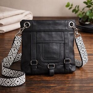 The Sak Black Leather Crossbody Bag Geometric Guitar Strap Silver Hardware